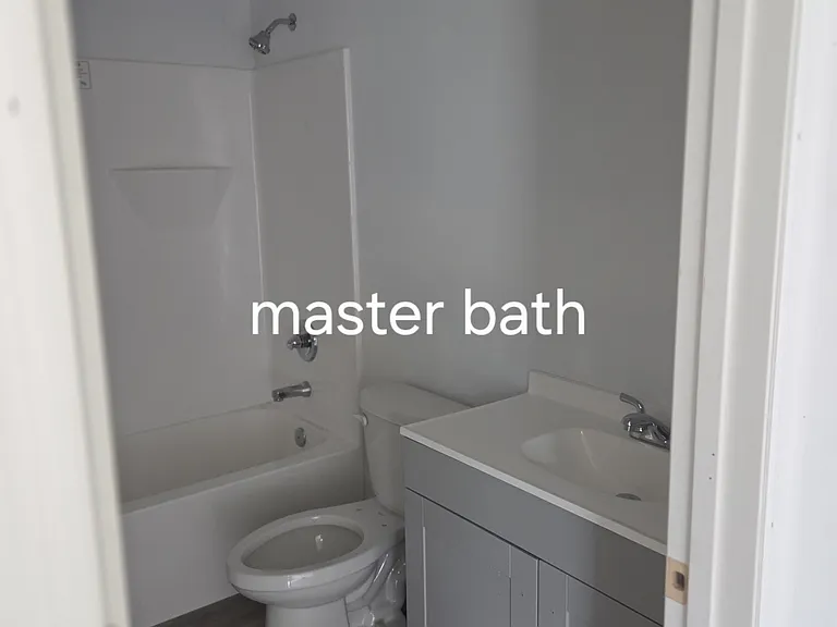 708 Flora Ave — Photo 16