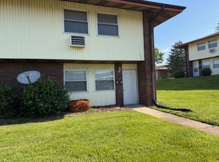 7244 Hazelcrest Dr, Hazelwood, MO 63042