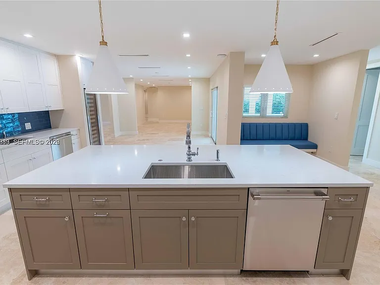 4150 Monserrate St — Photo 27
