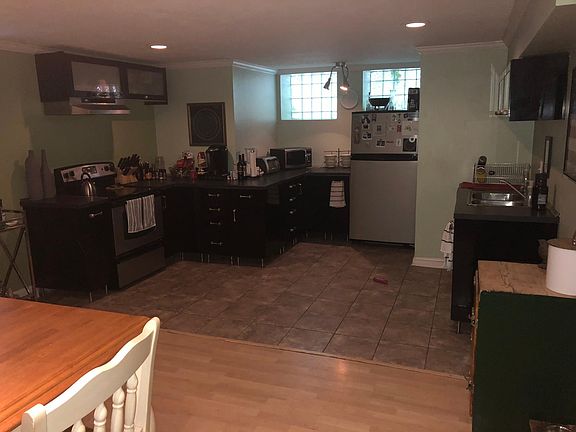 3rd image of 2403 Upland Pl APT 2