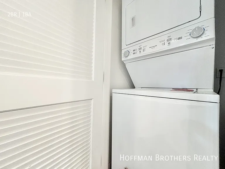1570 Yosemite Dr #6 — Photo 9