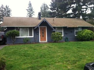 215 SW 118th St, Seattle, WA 98146