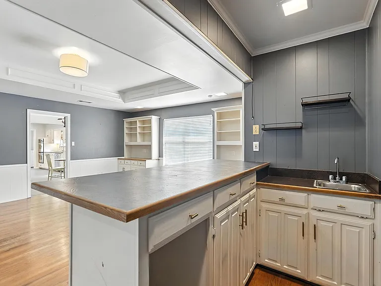 7938 Fair Oaks Ave — Photo 9