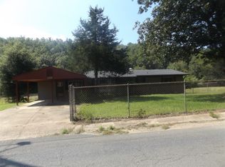 886 Ridgeway St, Hot Springs, AR 71901