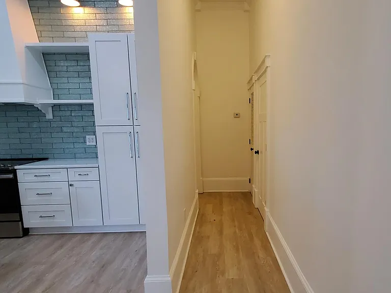 306 W Park Ave #A — Photo 6