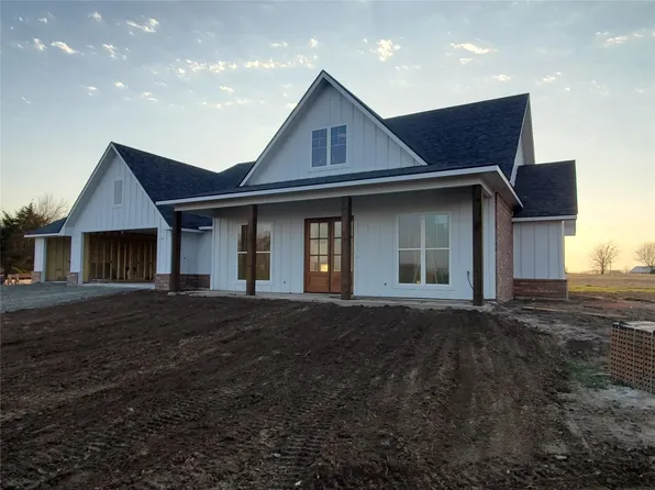 390 Rs County Rd #1691, Lone Oak, TX 75453