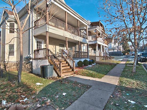 4th image of 619-621 Prescott Ave