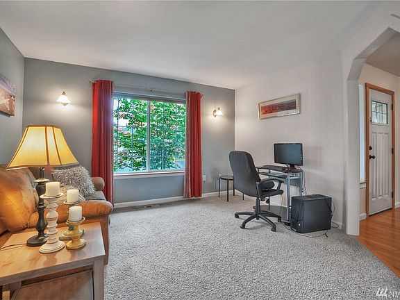 4th image of 15102 85th Street Ct E