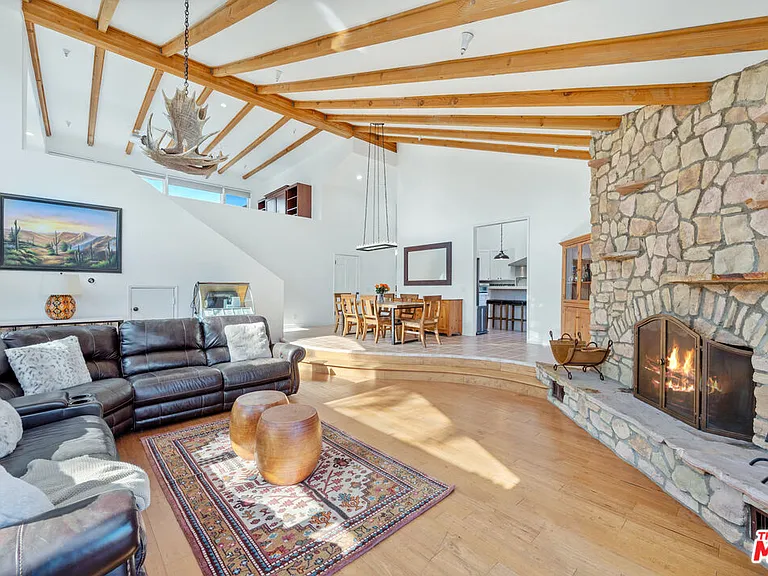 34136 Mulholland Hwy — Photo 8