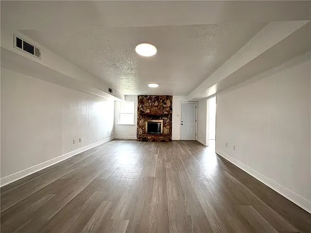 3600 Lake Trail Dr — Photo 5