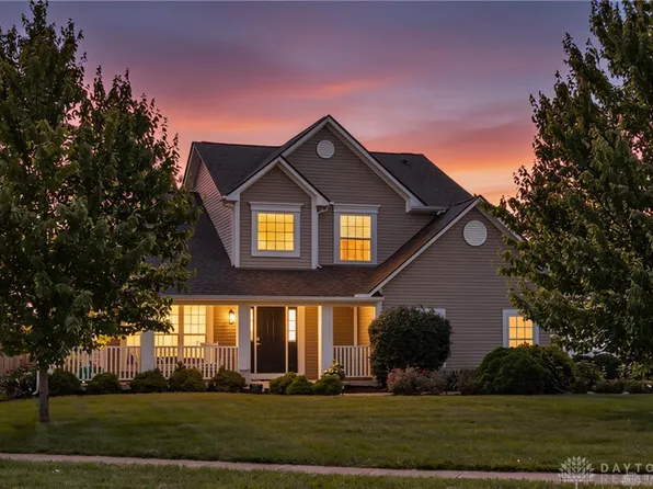 1210 Whitetail Dr, Fairborn, OH 45324