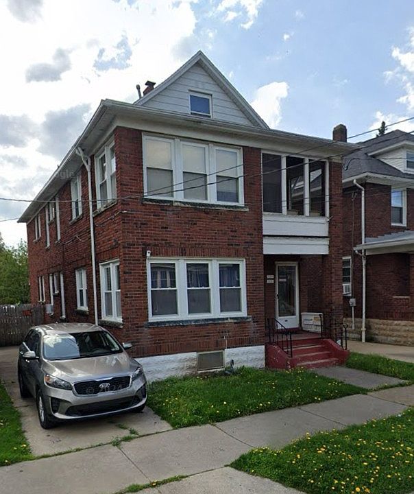 2nd image of 3118 French St