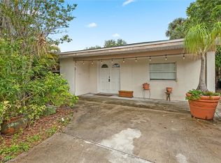 10520 McGregor Blvd, Fort Myers, FL 33919
