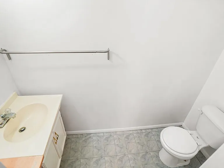 35 Bellfalls Way — Photo 27