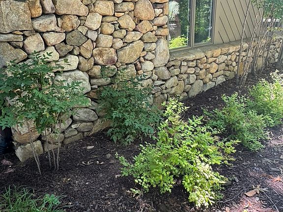 5th image of 1 College Cres