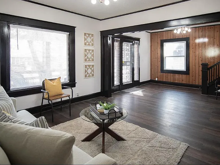 526 N Emerson Ave — Photo 3