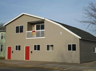 1127 8th St S, La Crosse, WI 54601