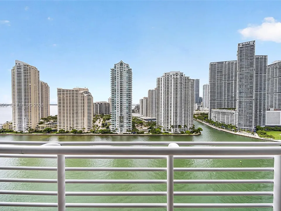 325 S Biscayne Blvd #2219