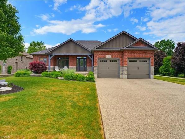 15 Bluenose Dr, Norfolk County, ON N0A 1N7