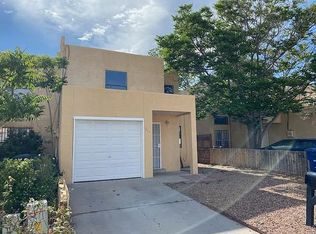 224 Shawnee Ct SE, Albuquerque, NM 87108