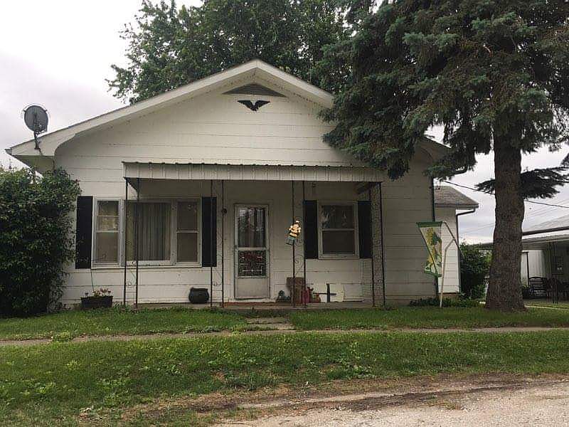 1st image of 2821 Manlove Ave