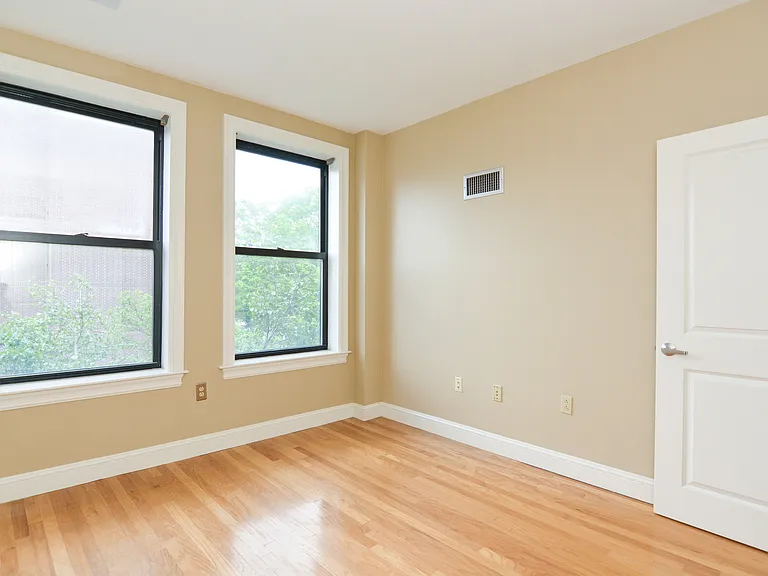 1723 Washington St #309 — Photo 13