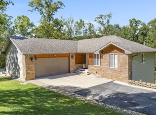 180 Canyon Forest Cir, Kimberling City, MO 65686
