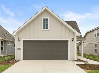 209 Smokestack Ln, Georgetown, TX 78633