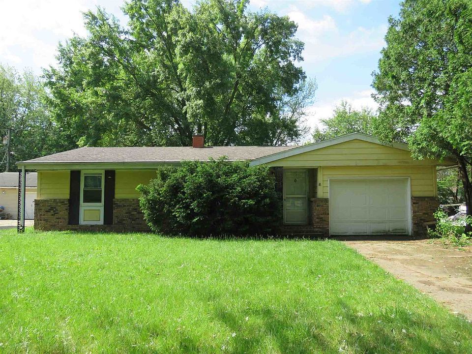 1st image of 1610 Hickory Pl