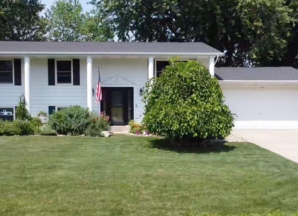 1st image of 4192 Thornhill Dr