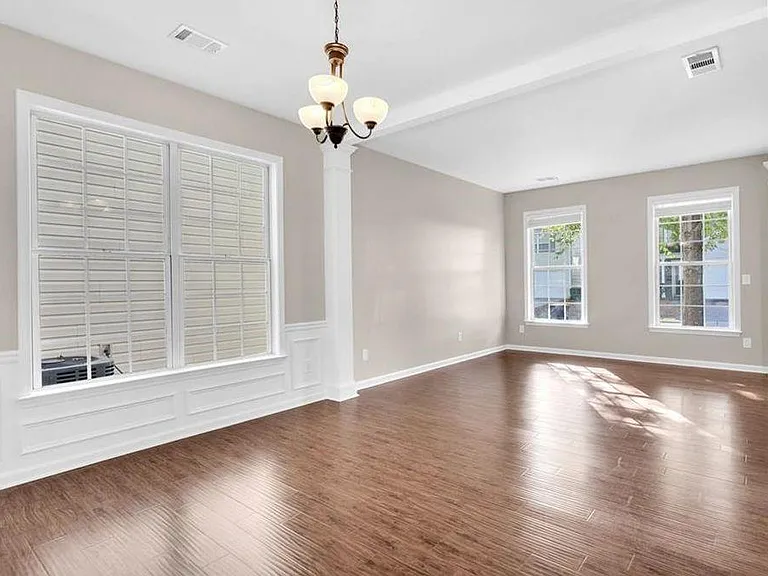 1626 Hemburg Trce NW #3 — Photo 4