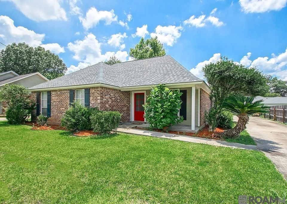 14211 Parkridge Dr