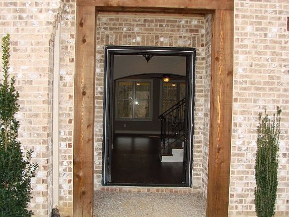 2nd image of 425 Aston Park Dr