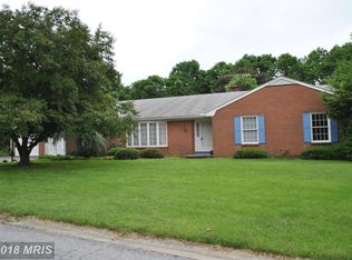 19605 Granada Ln, Hagerstown, MD