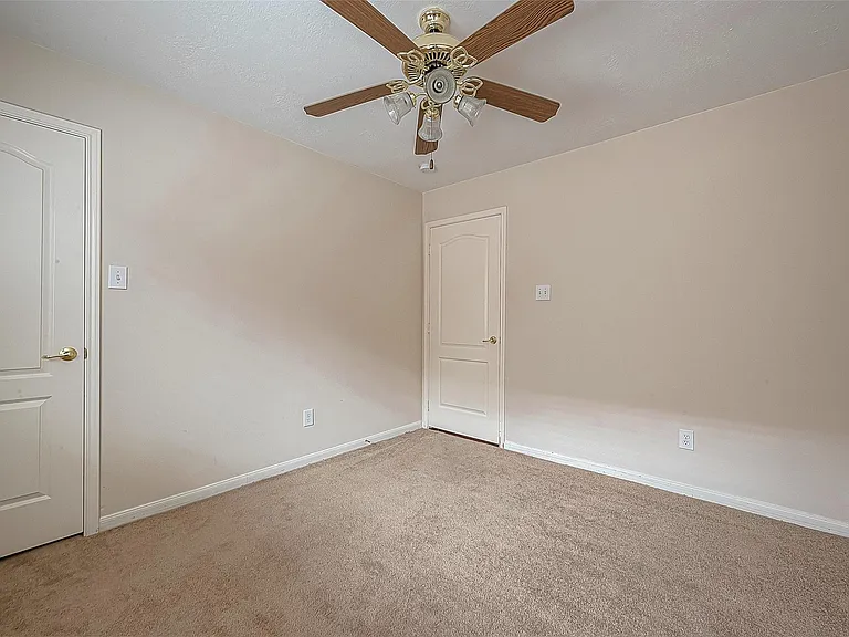 11814 Copperas Creek Dr — Photo 25
