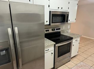 104 Garden Crest Cir, Del Rio, TX 78840