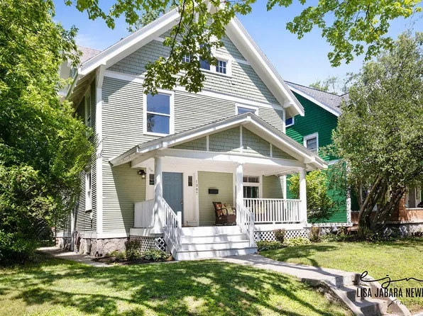 1307 Logan St SE, Grand Rapids, MI 49506