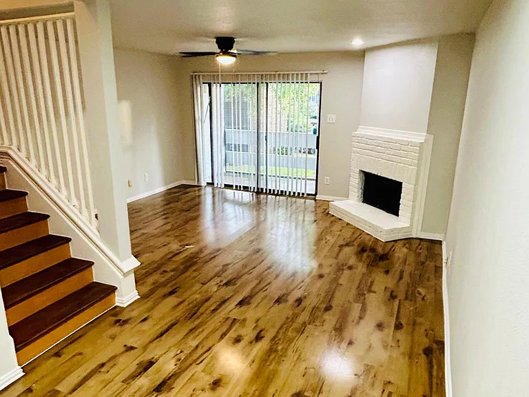 Spacious well lit living room and dinning room