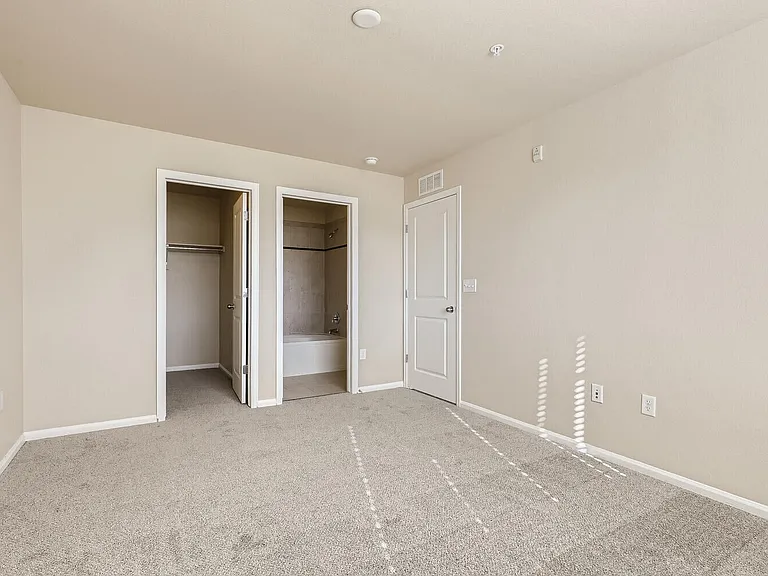 Maple Leaf Townhomes — Photo 22