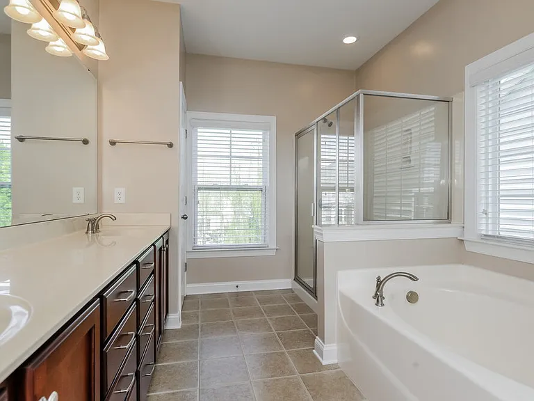 8020 Whitehawk Hill Rd — Photo 11