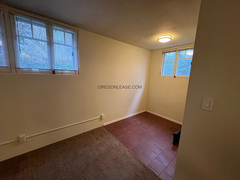 510 1/2 E 12th Ave #A — Photo 3