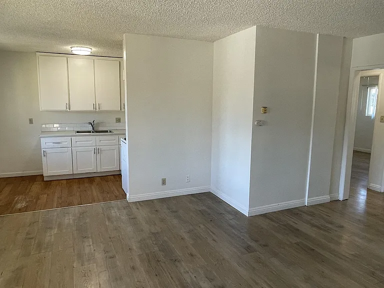 7692 Chapman Ave #6 — Photo 11