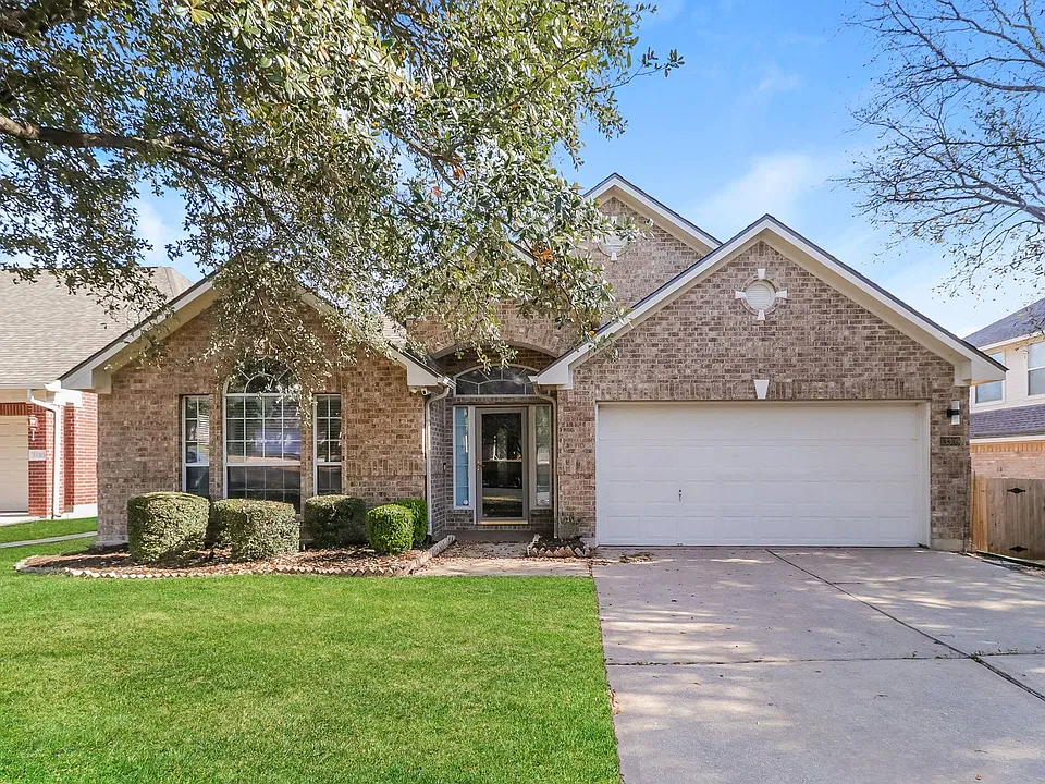 13309 Glacier Falls Ct