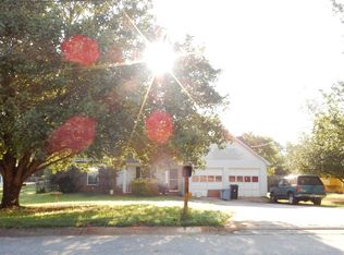 5804 Meadow Ln, Rex, GA 30273