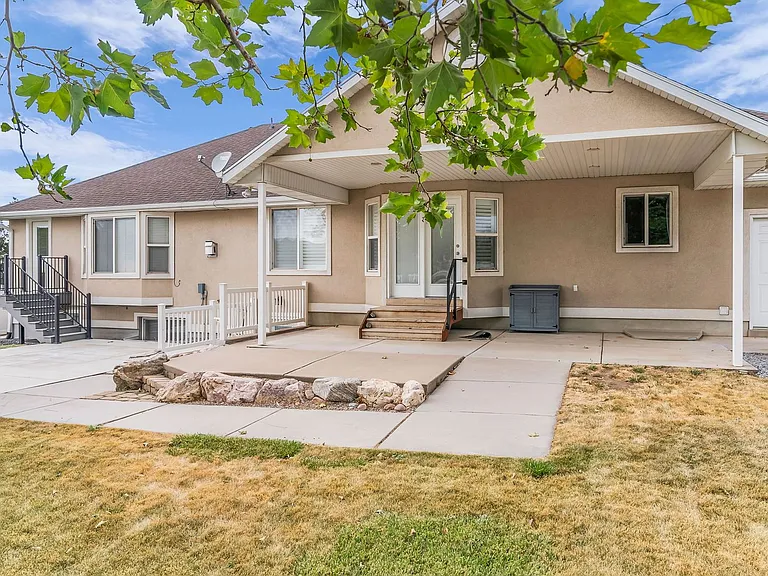 1429 W Flint Meadow Dr — Photo 52
