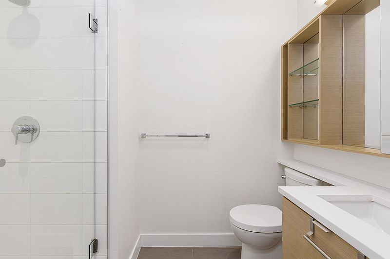 Vancouver Apartment for rent - 2 Bedrooms — photo 22