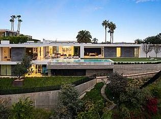 2020 Cyprean Dr, Los Angeles, CA 90046