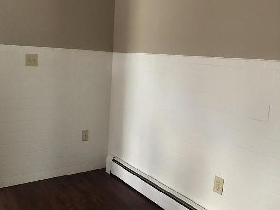 3rd image of 844 Youngs Ln APT 6