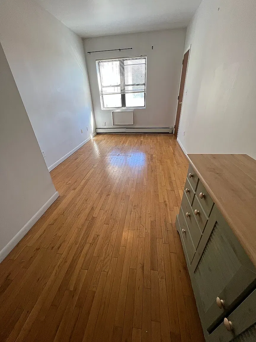 30-89 31st Street — Photo 2