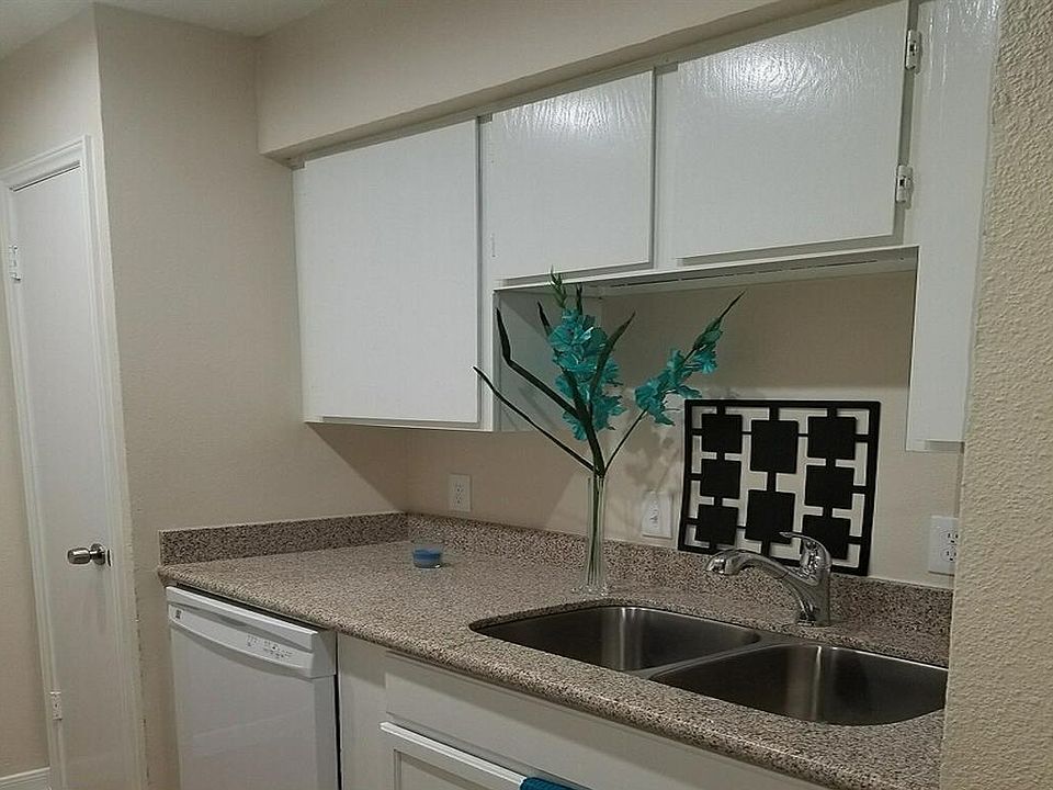 1st image of 10211 Sugar Branch Dr APT 321